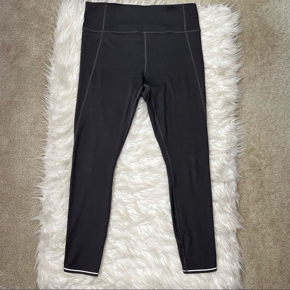 Athleta Run Free 7/8 Tight - Picture 3 of 11